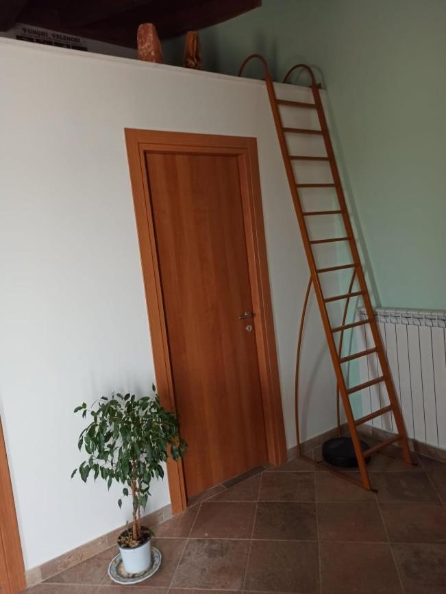 Отель La Casa Dei Sogni Agira Экстерьер фото