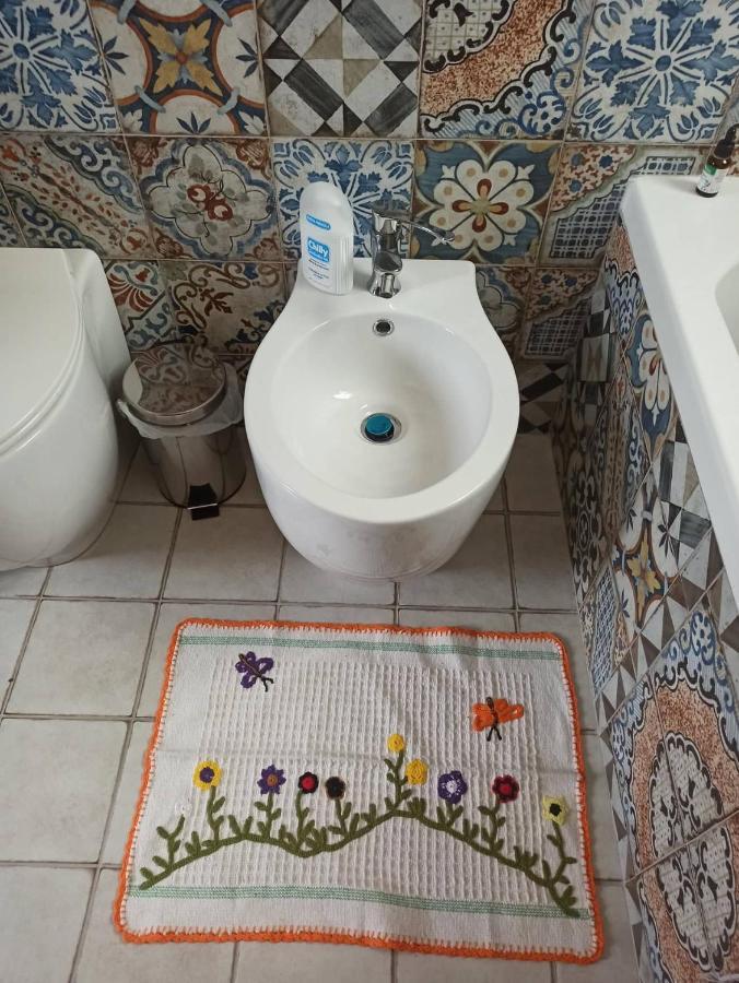 Отель La Casa Dei Sogni Agira Экстерьер фото